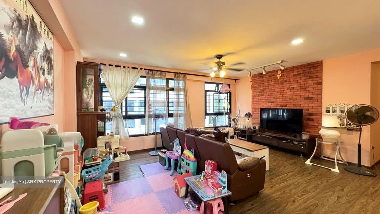 Blk 547A Segar Vale (Bukit Panjang), HDB 5 Rooms #573587801